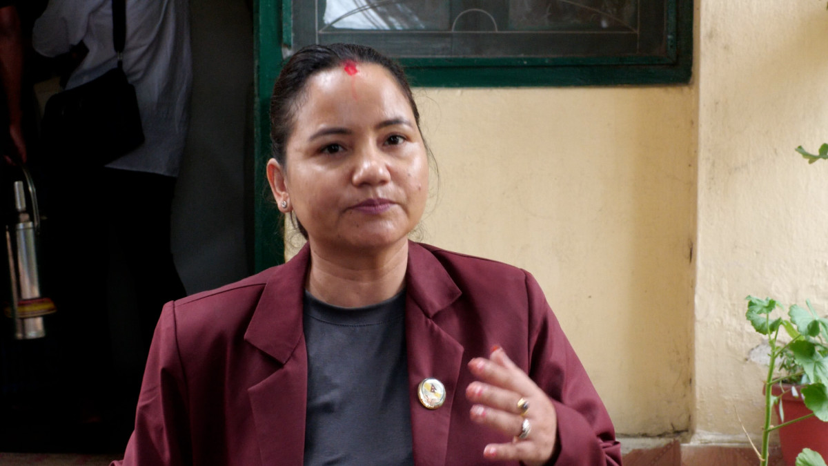 नेपाली काँग्रेसका सांसदद्वारा सदन तत्काल खोल्न माग